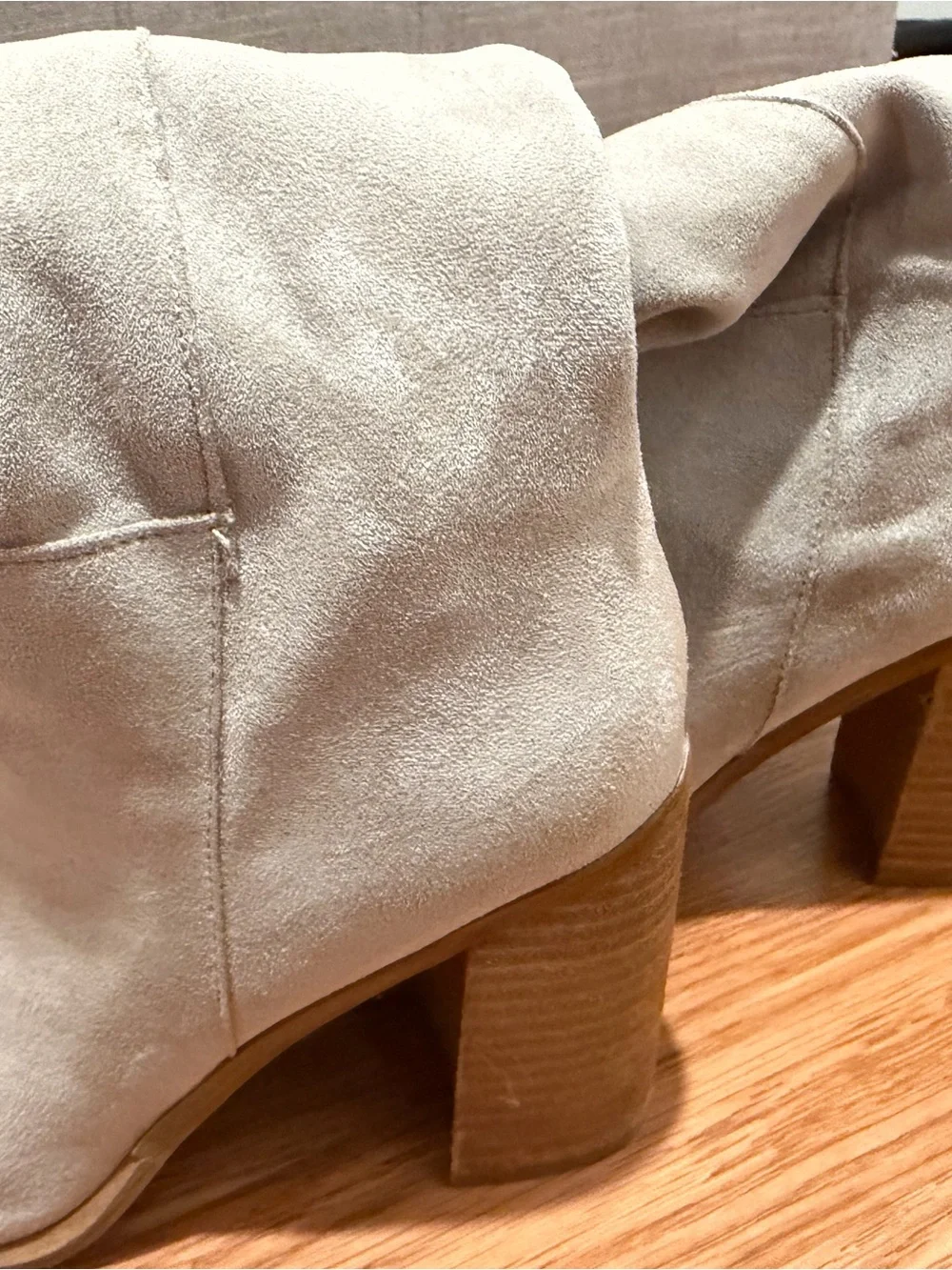 Vici tall suede